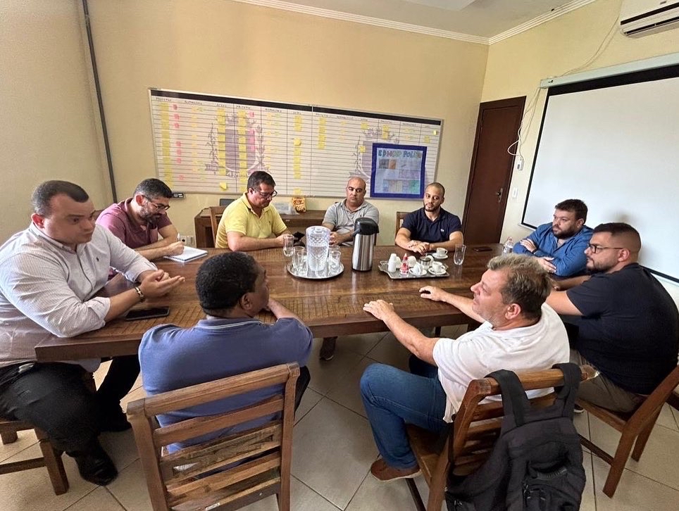 Vereadores em reunião solicitam agilidade no Parque Industrial