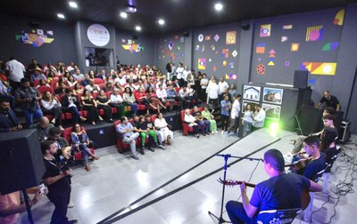 Cine + é inaugurado em Areal
