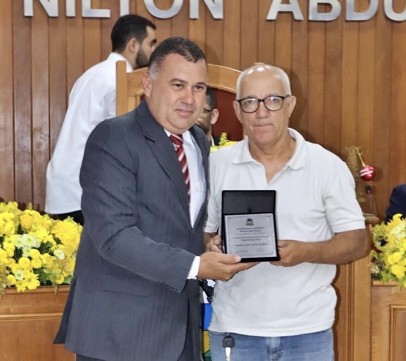 Vereador Marquinhos da Saúde e homenageado Antônio Carlos