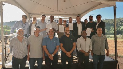 Vereadores participam de lançamento da pedra fundamental do Parque Industrial Arlindo Alves de Freitas