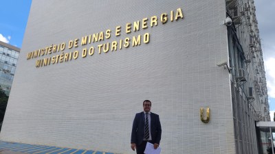 Vereador Luís da Papelaria busca recursos em Brasília