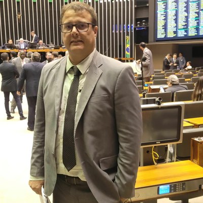 Vereador Luís da Papelaria busca recursos em Brasília