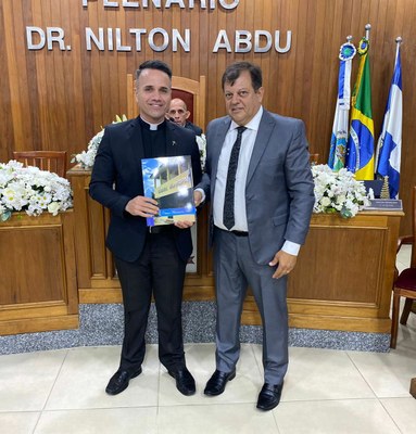 Padre Alex Silva é agraciado com Moção de Aplausos na Câmara de Areal Padre Alex Silva é agraciado com Moção de Aplausos na Câmara de Areal