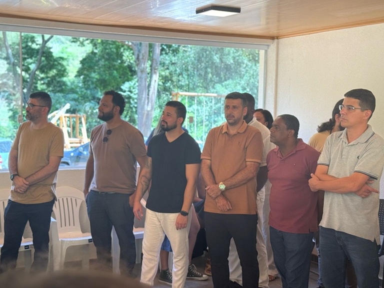 Espaço Cultural Manoel Miquilina da Costa Barboza é sede de encontro com lideranças políticas e locais