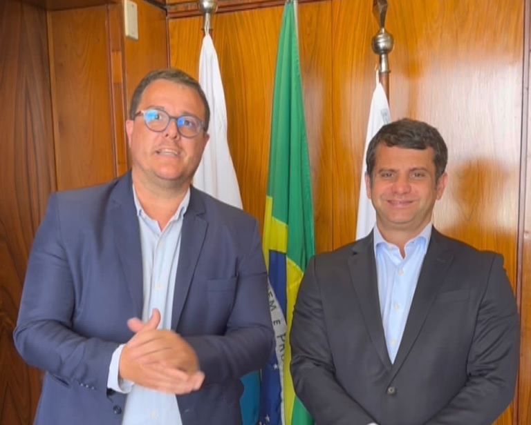 Vereador Luís da Papelaria viaja a Brasília em busca de emendas parlamentares